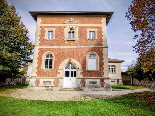 Luxury home in Crépy-en-Valois, Oise