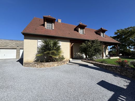 Luxus-Haus in Beaune, Cote d'Or