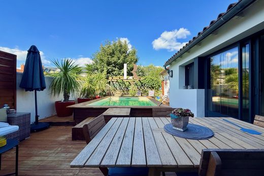 Luxus-Haus in La Rochelle, Charente-Maritime