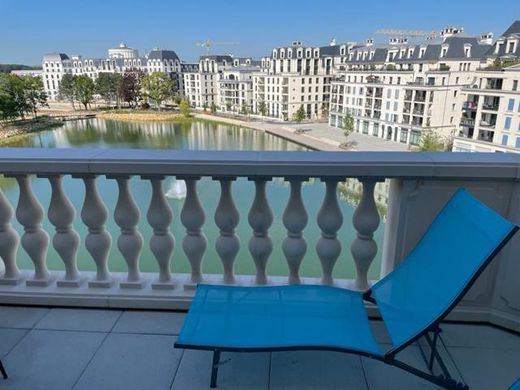 Duplex w Clamart, Hauts-de-Seine