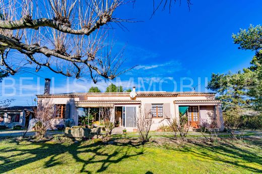 Luxury home in Sénas, Bouches-du-Rhône