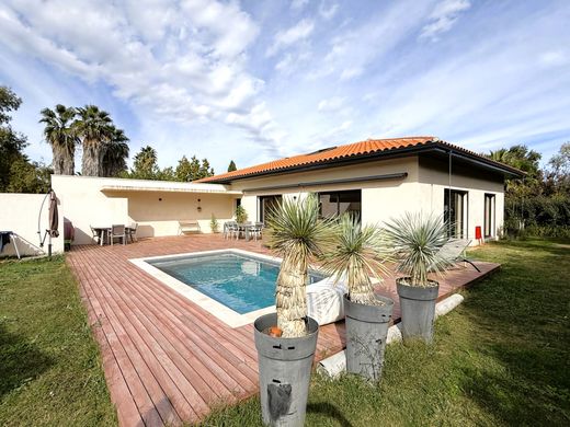 Villa en Corneilla-del-Vercol, Pirineos Orientales