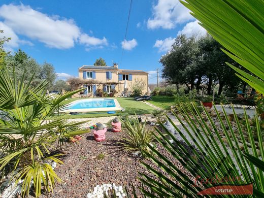 Casa di lusso a Saint-Julien, Var