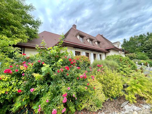 Luxe woning in Château-Thierry, Aisne