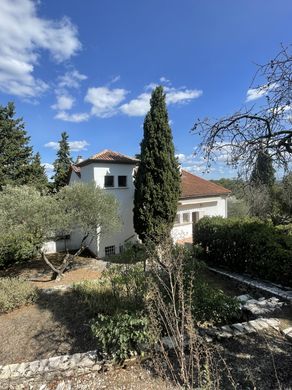 Luxury home in Nîmes, Gard