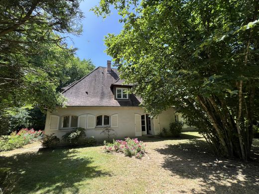 Luxus-Haus in Limoges, Haute-Vienne