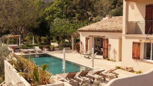 Villa à Le Plan-de-la-Tour, Var
