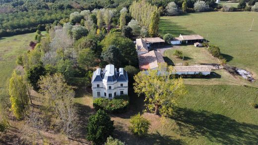 Luksusowy dom w Saint-Georges-des-Agoûts, Charente-Maritime