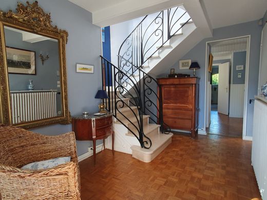 Luxe woning in Talence, Gironde