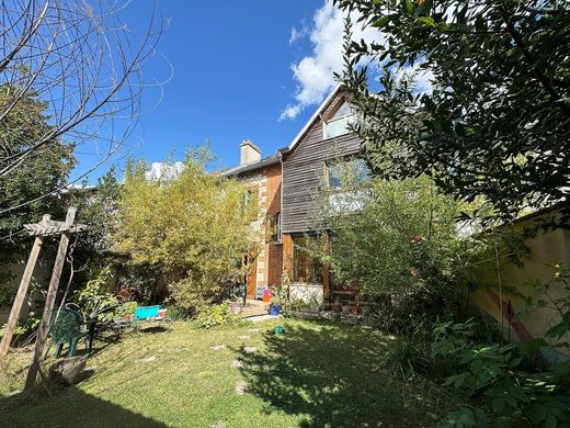 ‏בתי יוקרה ב  Reims, Marne