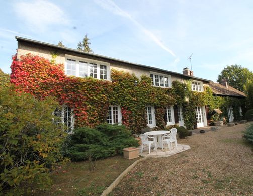 Luxury home in Pacy-sur-Eure, Eure