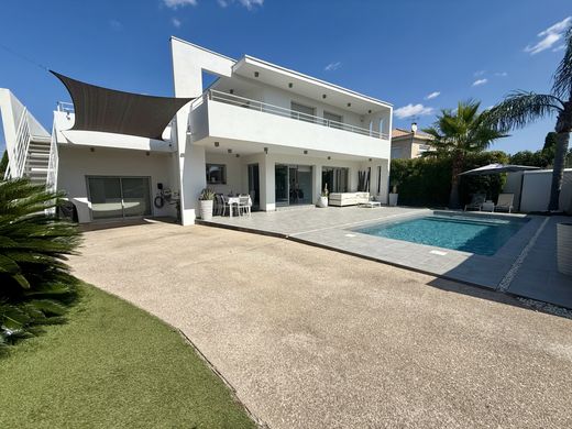 Luxury home in Pérols, Hérault