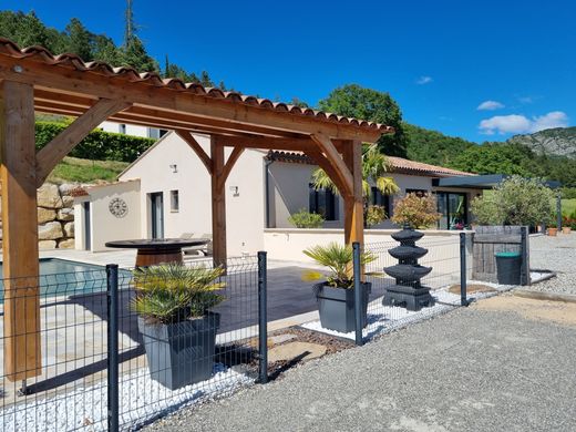 Villa in Sisteron, Alpes-de-Haute-Provence