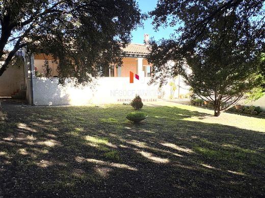 ‏וילה ב  Uzès, Gard