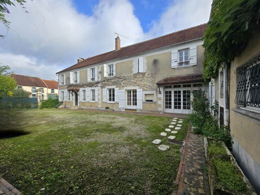 Luxus-Haus in Montigny-la-Resle, Yonne