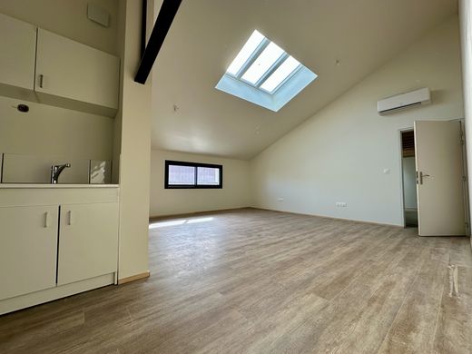 Office in Clermont-Ferrand, Puy-de-Dôme