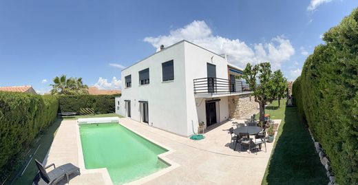 Luxury home in Marignane, Bouches-du-Rhône