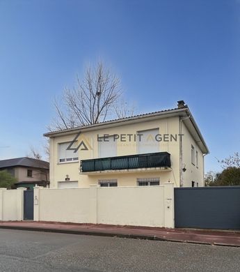 منزل ﻓﻲ Le Bouscat, Gironde