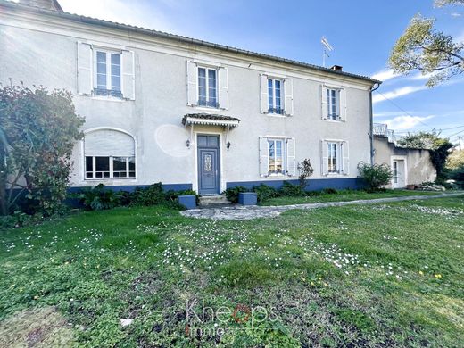 Luksusowy dom w Fargues, Gironde
