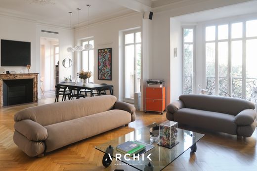 Apartment / Etagenwohnung in Marseille, Bouches-du-Rhône