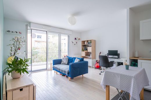 Apartment / Etagenwohnung in Versailles, Yvelines