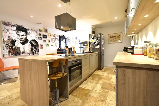 豪宅  Beaune, Cote d'Or