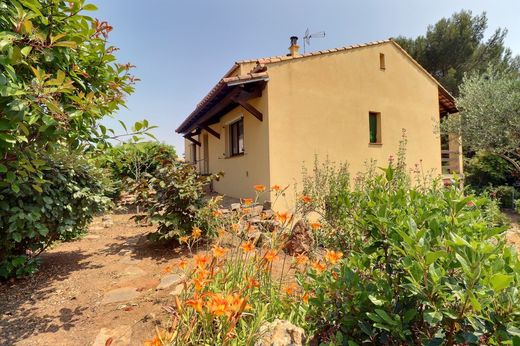 Luxury home in Teyran, Hérault