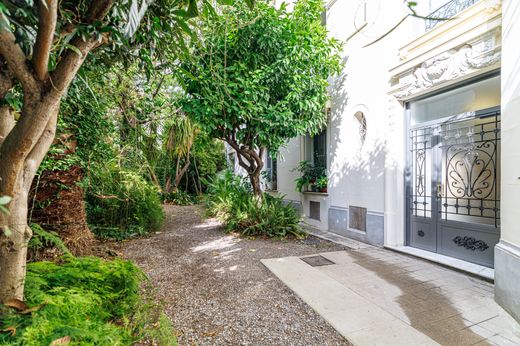 ニース, Alpes-Maritimesのアパートメント