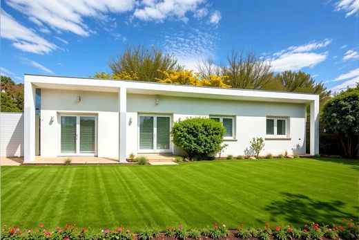 Luxury home in Pélissanne, Bouches-du-Rhône