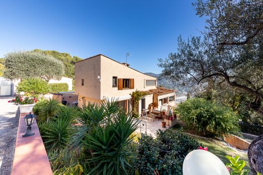 Luxury home in Carros, Alpes-Maritimes