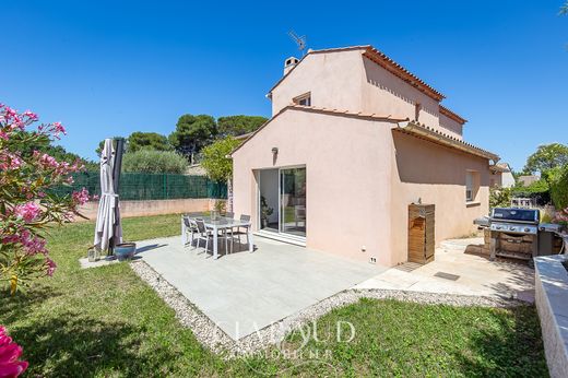 Luxe woning in Bouc-Bel-Air, Bouches-du-Rhône