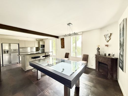 منزل ﻓﻲ Orgeval, Yvelines