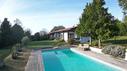 Элитный дом, Vigoulet, Upper Garonne