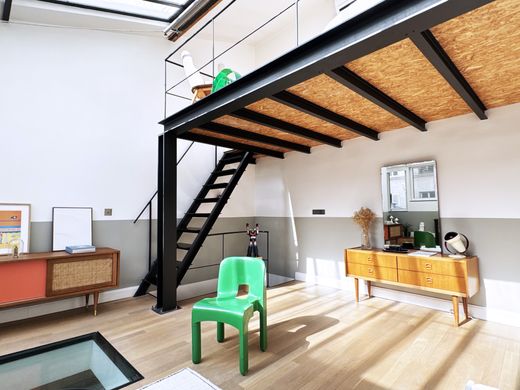 Apartament w Montmartre, Abbesses, Grandes-Carrières, Paris