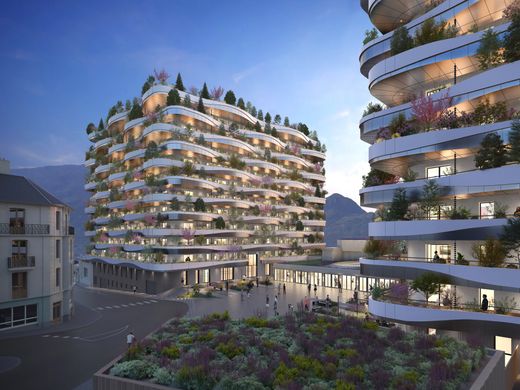 Apartment / Etagenwohnung in Aix-les-Bains, Savoy