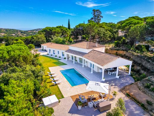 Sainte-Maxime, Varの高級住宅