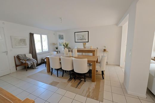 Luxury home in Ferney-Voltaire, Ain