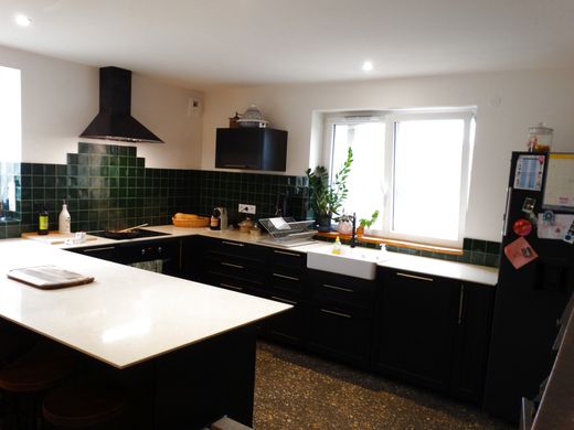 Πολυτελή κατοικία σε Montrigaud, Drôme