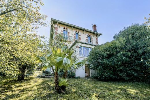 Villa in Arcachon, Gironde