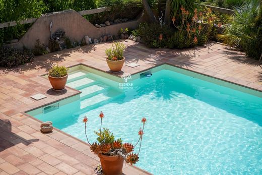 Luxe woning in Porto-Vecchio, South Corsica