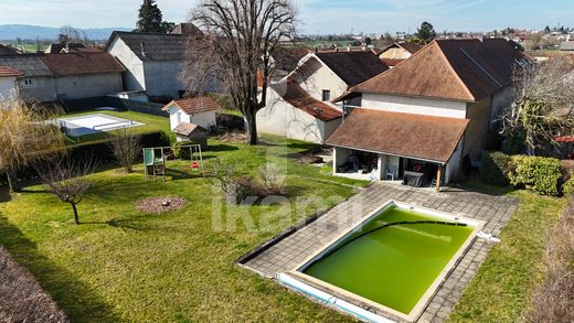 Luxe woning in Colombe, Isère