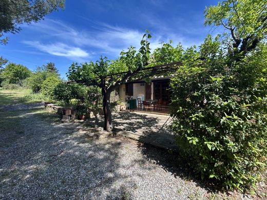 Luxury home in Ollioules, Var