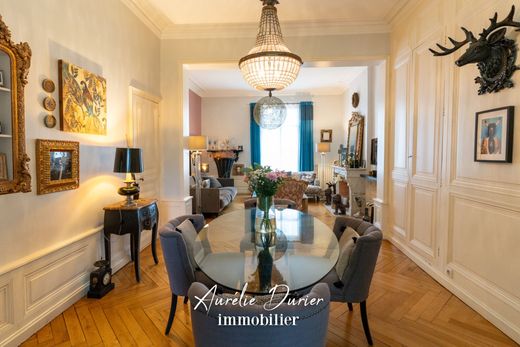Luxury home in Tours, Indre and Loire