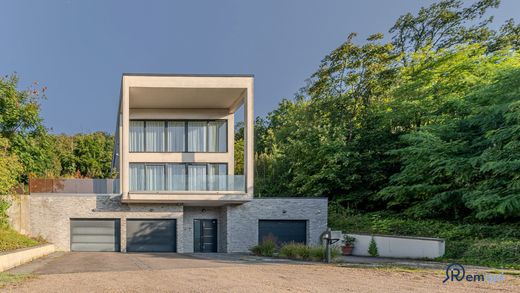 Luxus-Haus in Liverdun, Meurthe-et-Moselle