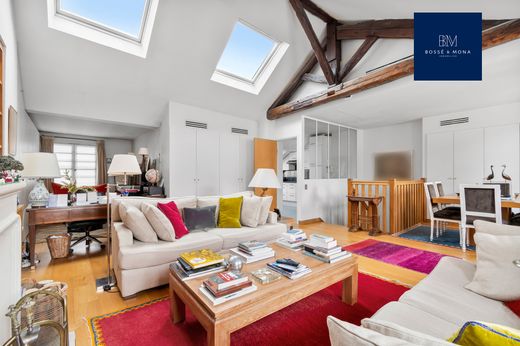 Apartment / Etagenwohnung in Tour Eiffel, Invalides – Ecole Militaire, Saint-Thomas d’Aquin, Paris