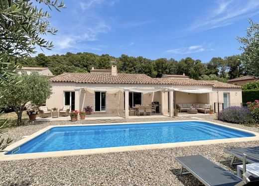 Villa en Salernes, Var