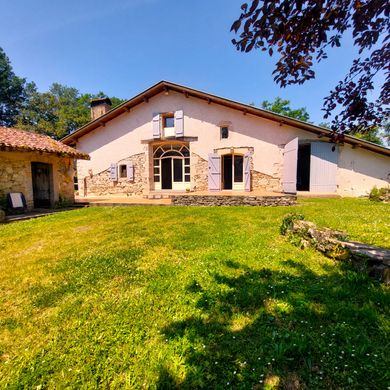 Luxury home in Orthevielle, Landes