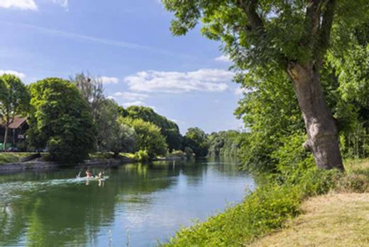 Casa de lujo en Chennevières-sur-Marne, Valle de Marne