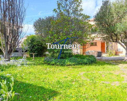 Villa a Sanary-sur-Mer, Var