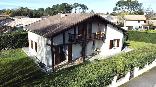 Элитный дом, Cazaux, Gironde